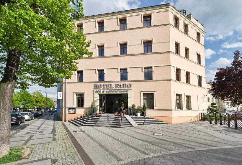 בית מלון כפרי Fado Spa & Restaurant