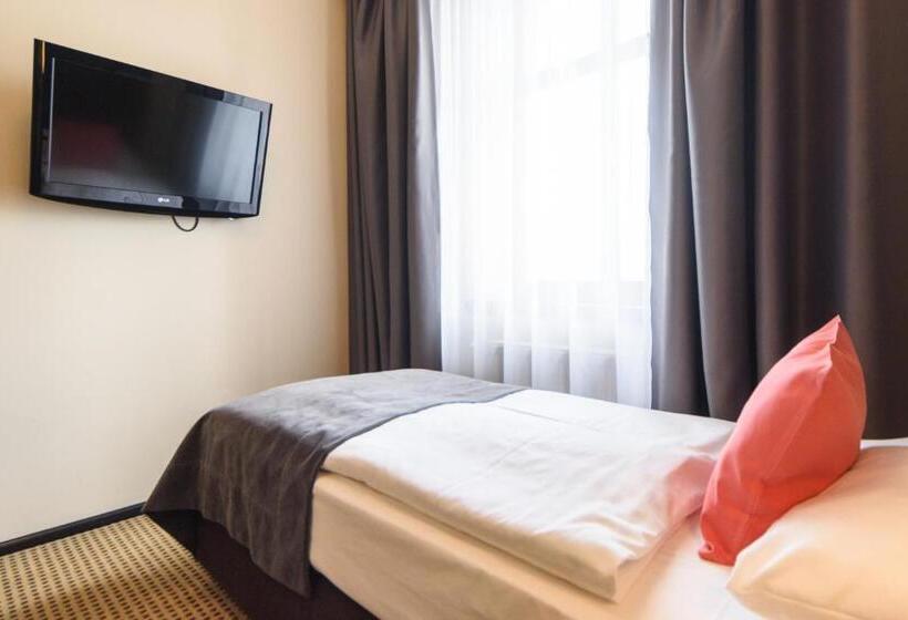 בית מלון כפרי Fado Spa & Restaurant