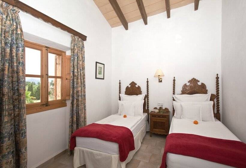 ホテル Finca Can Estades