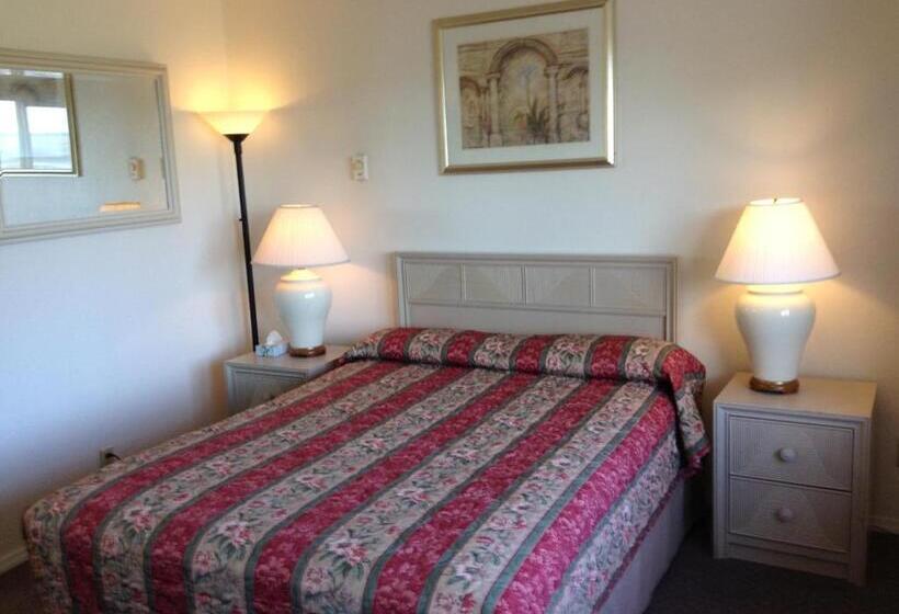 فندق Front Street Inn