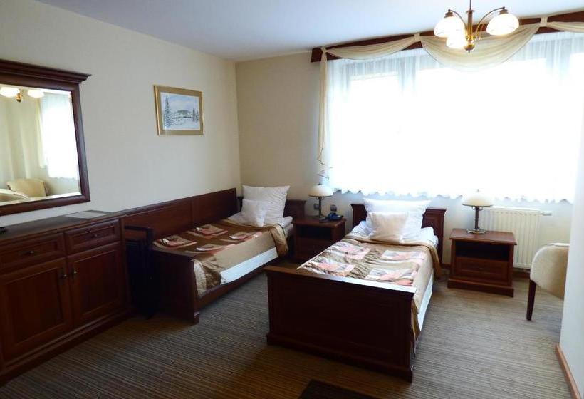 בית מלון כפרי Ośrodek Natura Zdrój Wellness & Spa