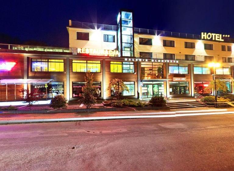 בית מלון כפרי Ośrodek Natura Zdrój Wellness & Spa