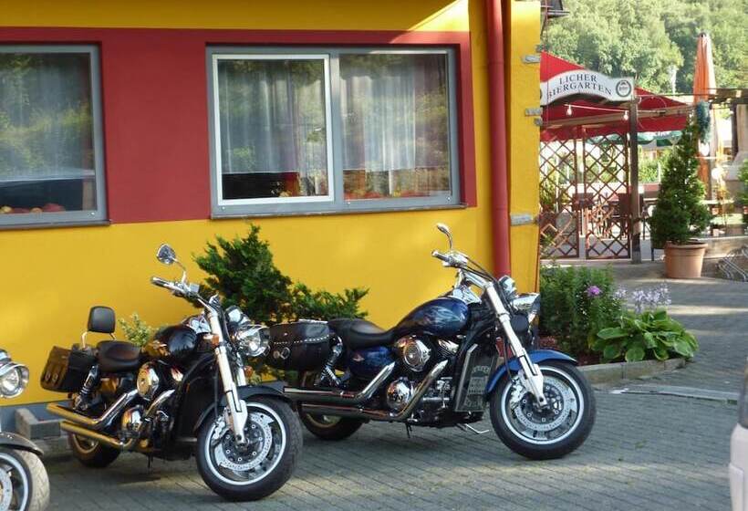 Отель Gasthof Pension Sonnenberg