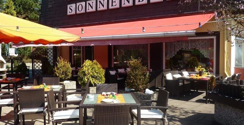 Отель Gasthof Pension Sonnenberg