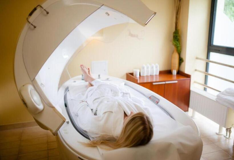 هتل Geovita Krynica Zdroj