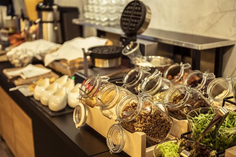 Grape Town Hotel   Park79