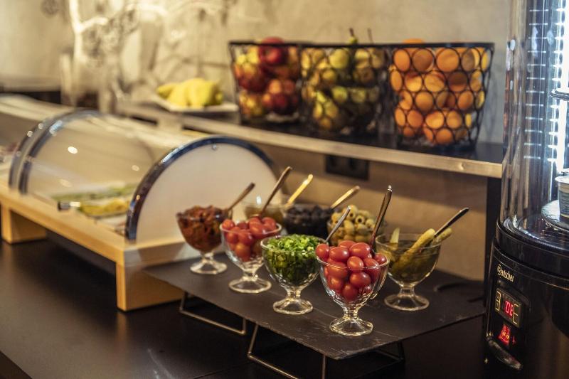 Grape Town Hotel   Park79