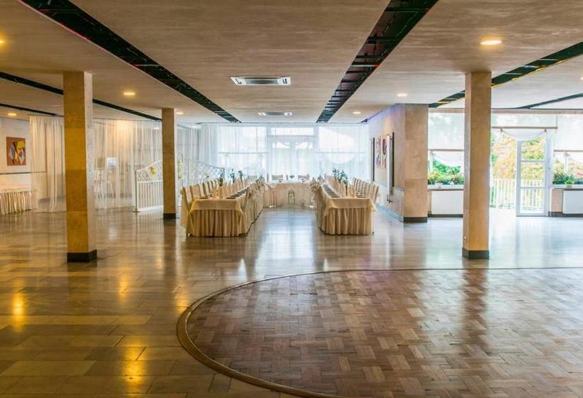 בית מלון כפרי Accademia