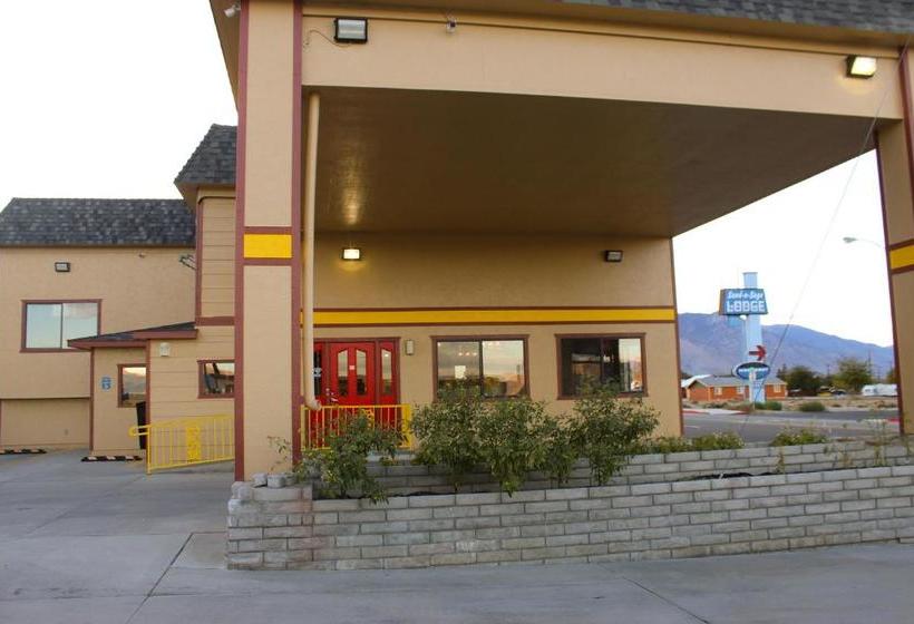 فندق Hawthorne's Best Inn