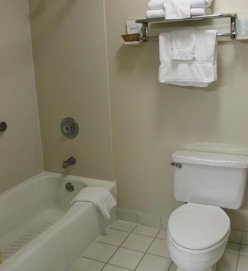 فندق Hawthorne's Best Inn