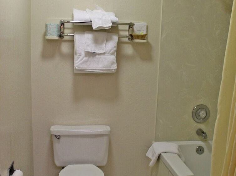 فندق Hawthorne's Best Inn