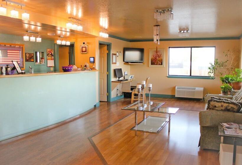 فندق Hawthorne's Best Inn