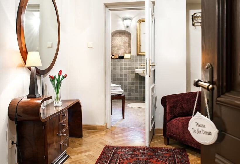 هتل Apartamenty Kamienica Muzyków Old Town Lublin