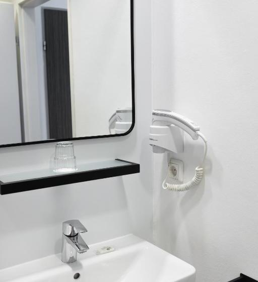 בית מלון כפרי Kübler