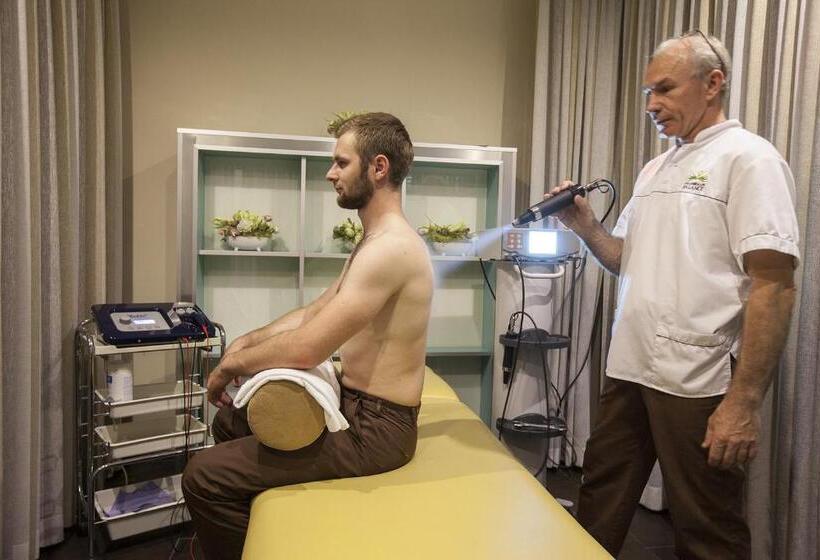 Отель Kormoran Medispa