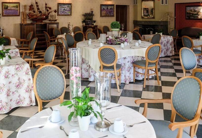 Отель Kormoran Medispa