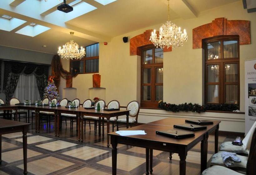 בית מלון כפרי Koronny