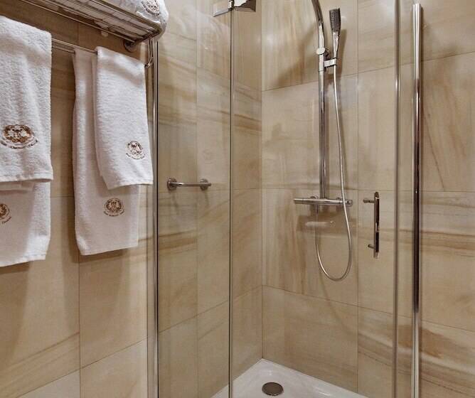 בית מלון כפרי Koronny