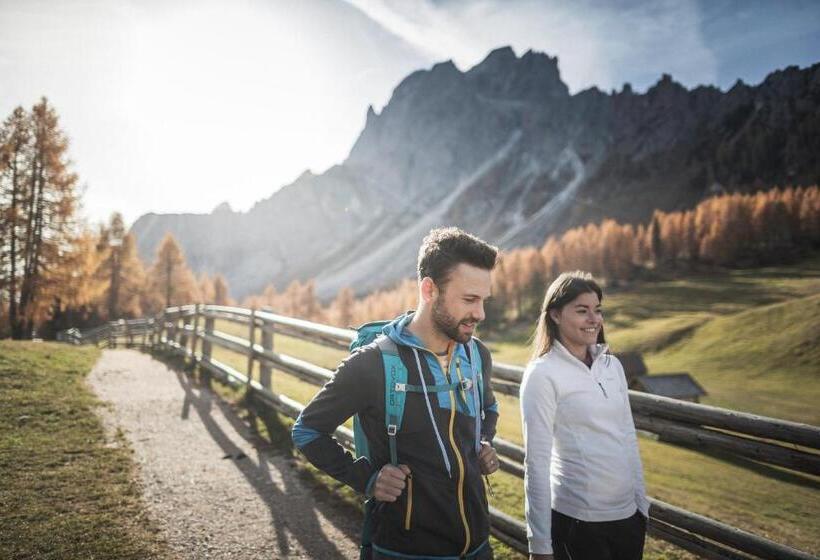 בית מלון כפרי Laurin