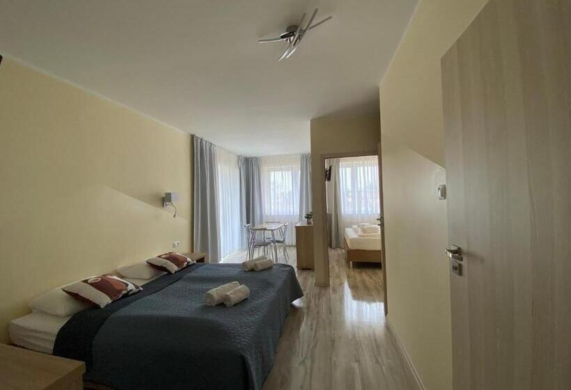 酒店 Lazur Apartamenty