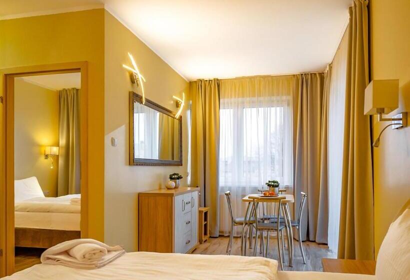 酒店 Lazur Apartamenty