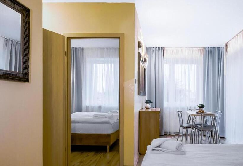 酒店 Lazur Apartamenty