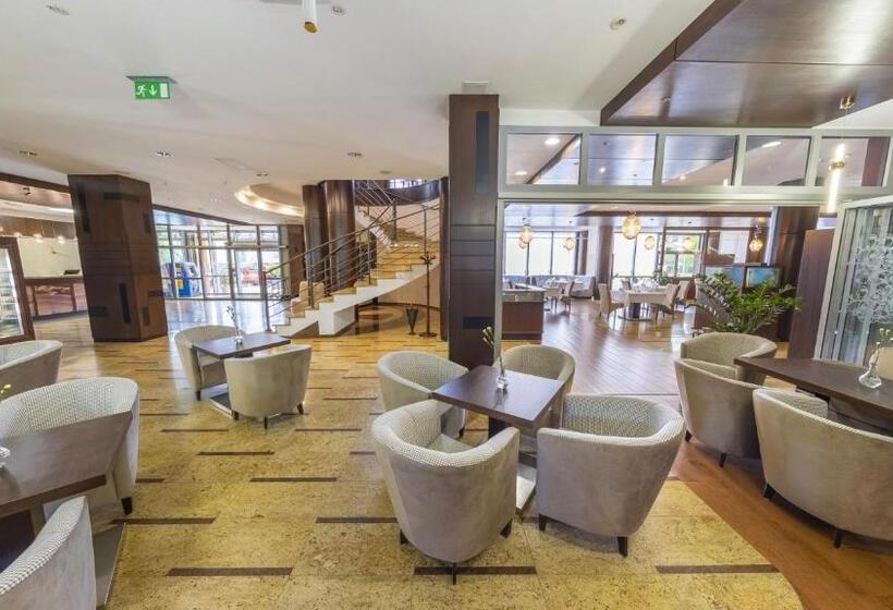 酒店 Leda Spa Adults Only