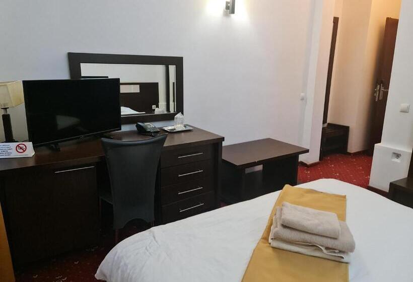 Отель Magic Gt Trivale