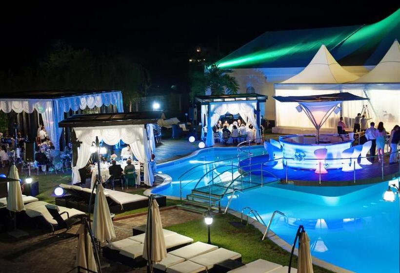 Отель Magic Gt Trivale