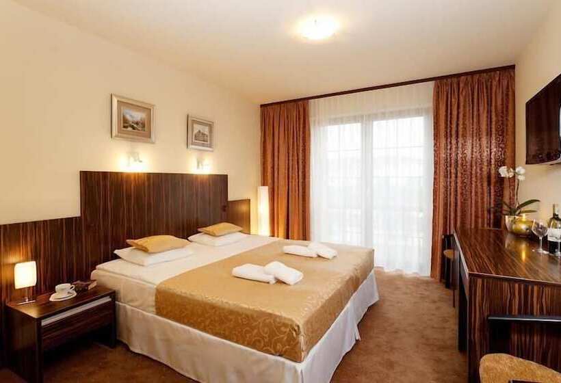 Отель Magnat Resort & Spa