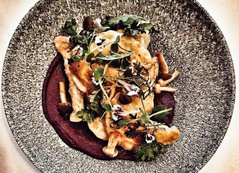 酒店 I Restauracja W Luboniu