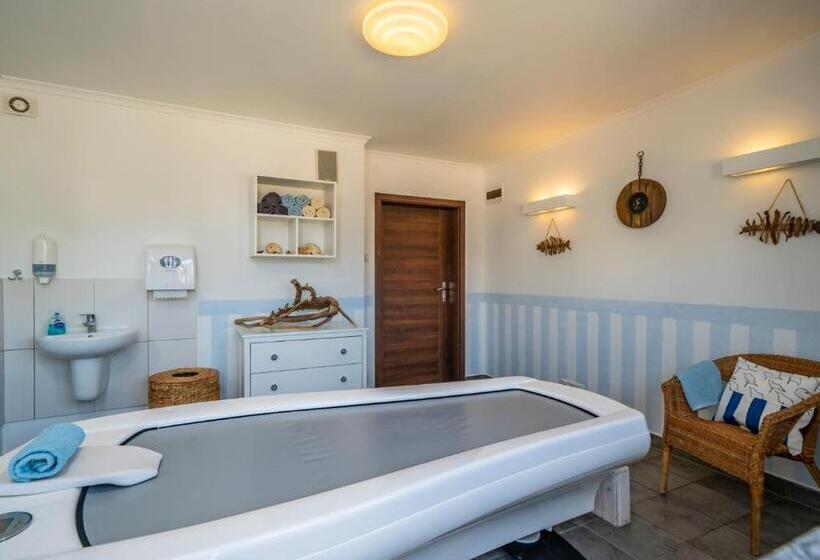 Отель Maximus Spa