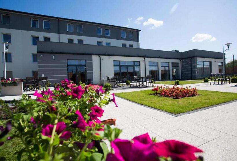 هتل Mazovia Airport Modlin