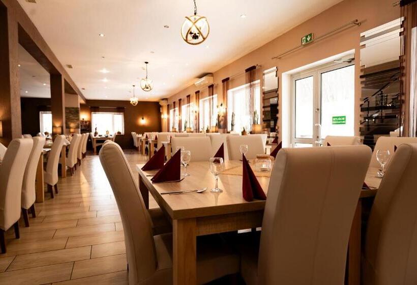 هتل Mazuria Country & Spa