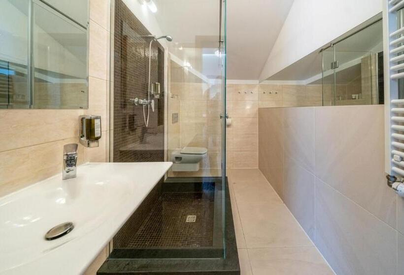 هتل Meta Resort & Vine Spa