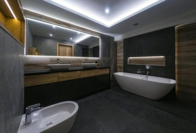 هتل Meta Resort & Vine Spa