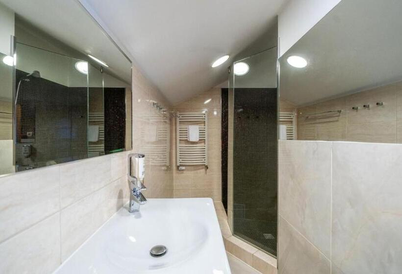 هتل Meta Resort & Vine Spa