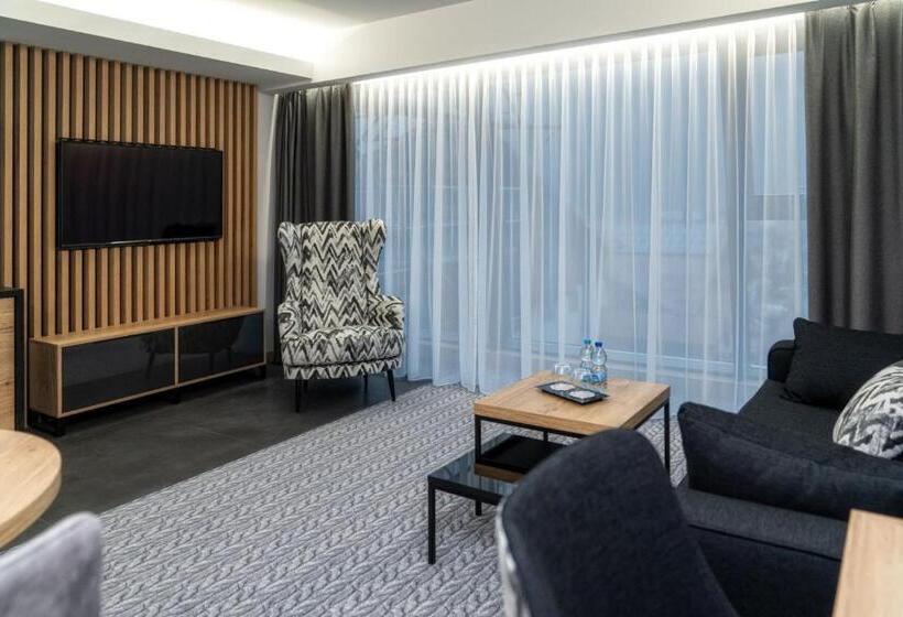 هتل Meta Resort & Vine Spa