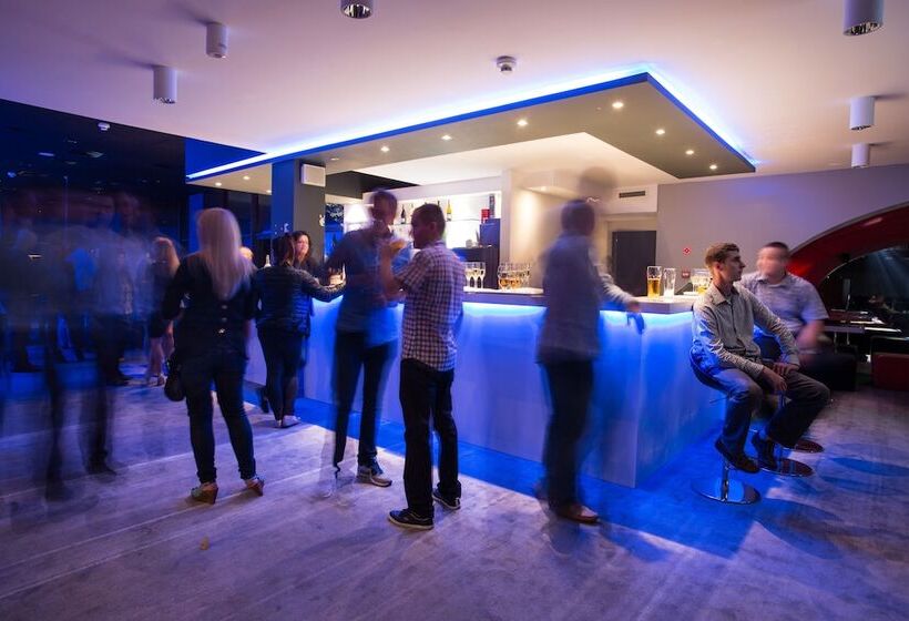 Отель Narvil Conference & Spa