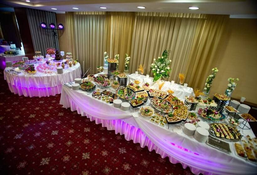 ホテル Novum & Spa