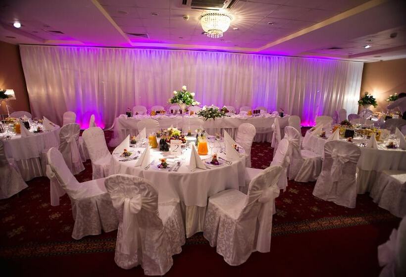 ホテル Novum & Spa