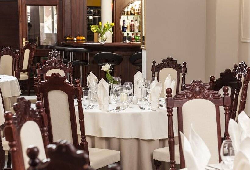 هتل Pałac łazienki Ii