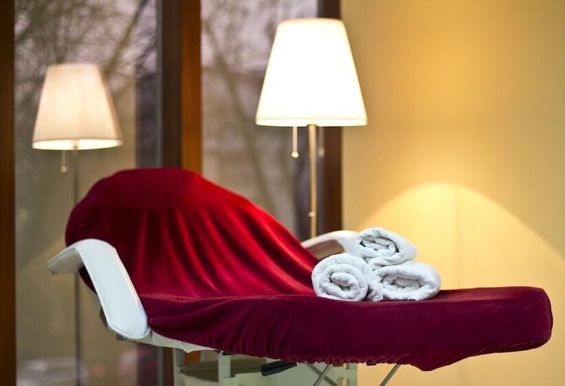 هتل Pałac łazienki Ii