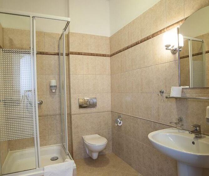 هتل Pałac łazienki Ii