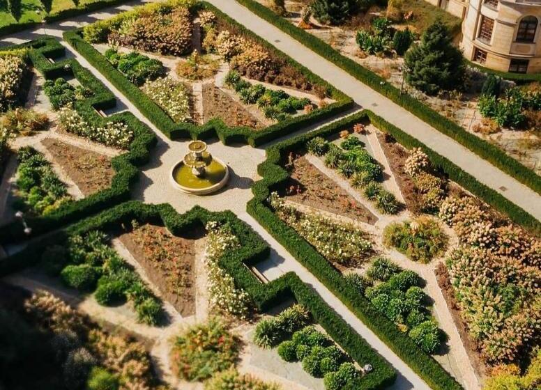 هتل Pałac Bursztynowy