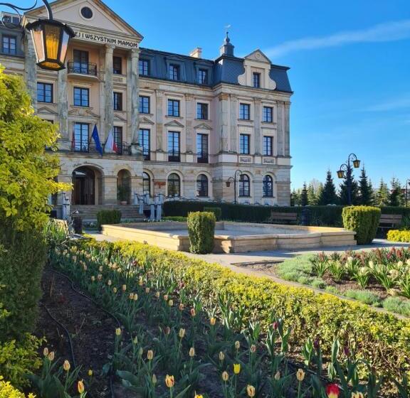 هتل Pałac Bursztynowy