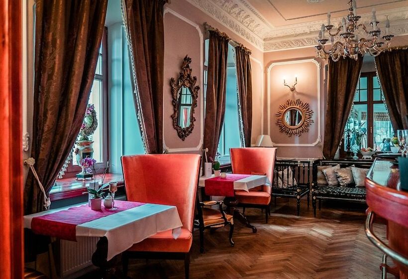 Pałac Na Wodzie Hotel & Spa