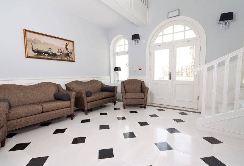 בית מלון כפרי Pałac Romantyczny