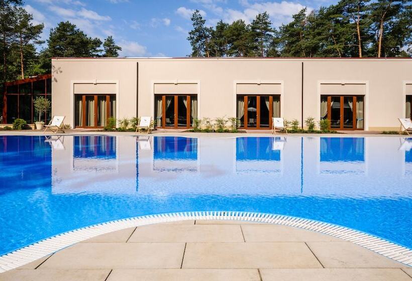 Отель Park Rekreacyjno Biznesowy Las Woda