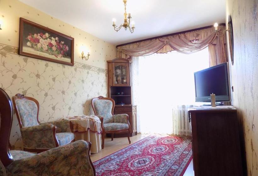 هتل Pensjonat Angela